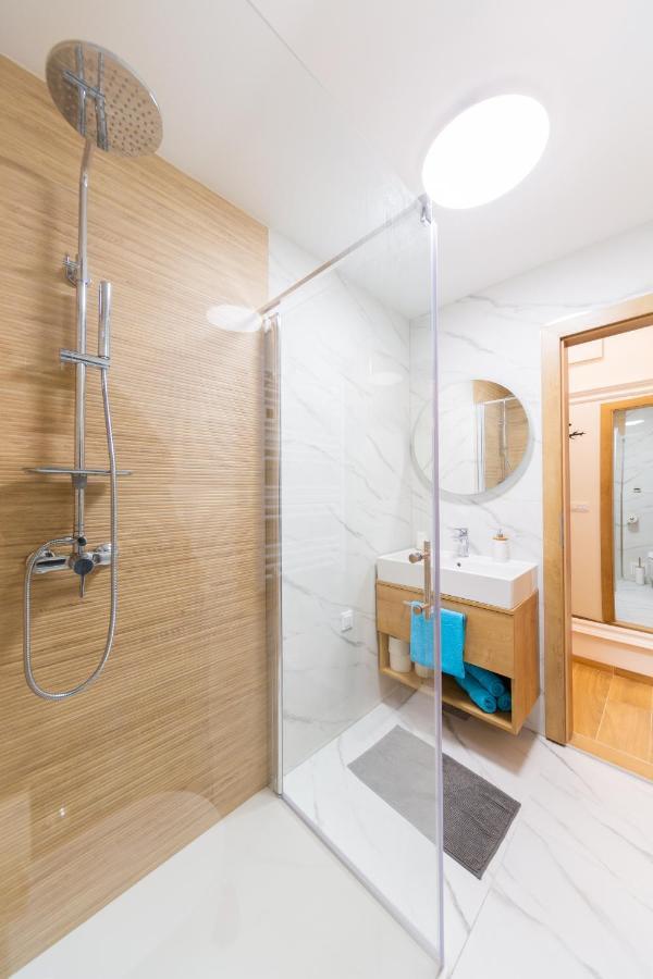 Apartman Kolura Vis Exterior foto